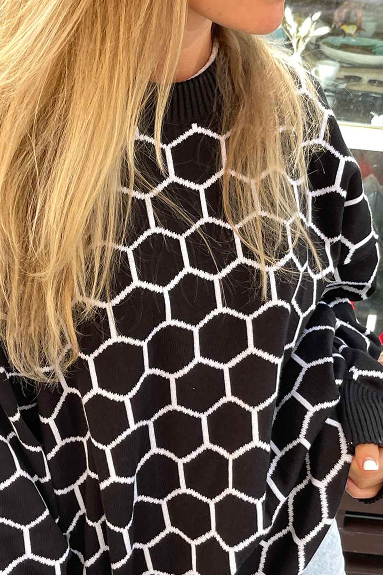 Honeycomb Print Pullover Sweater