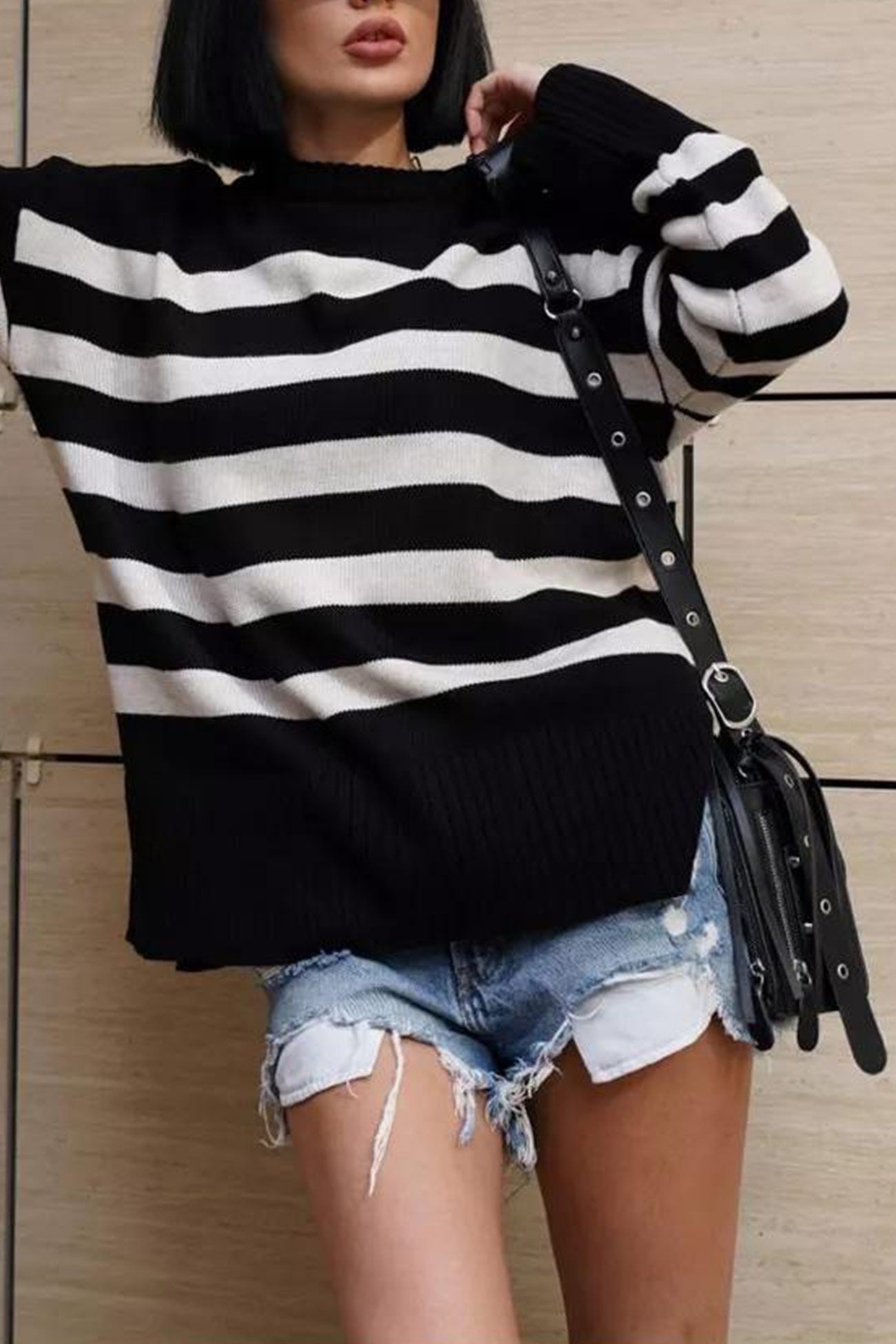 Striped Crewneck Slit Pullover