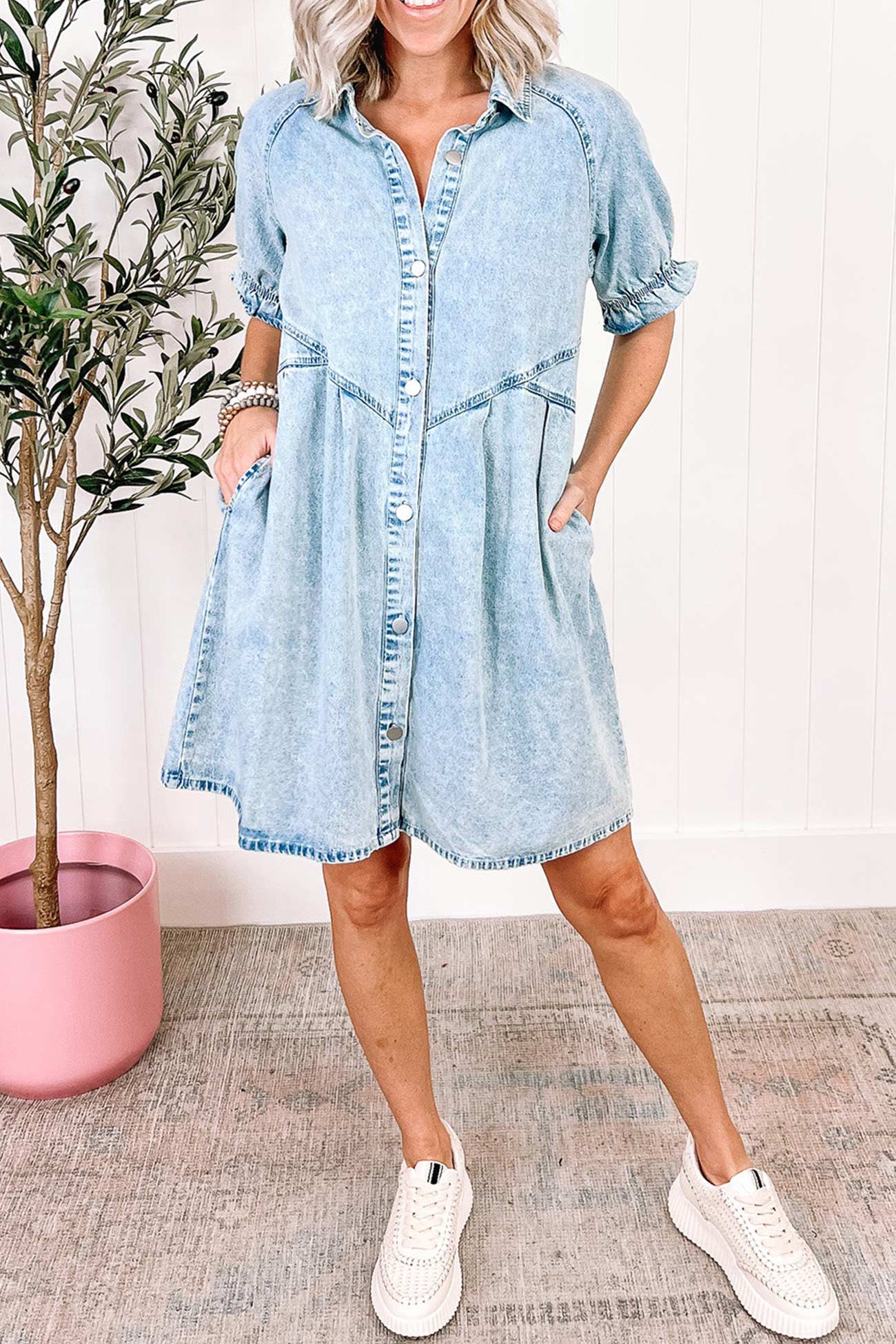 Wash Ruffled Single-breasted Denim Dress